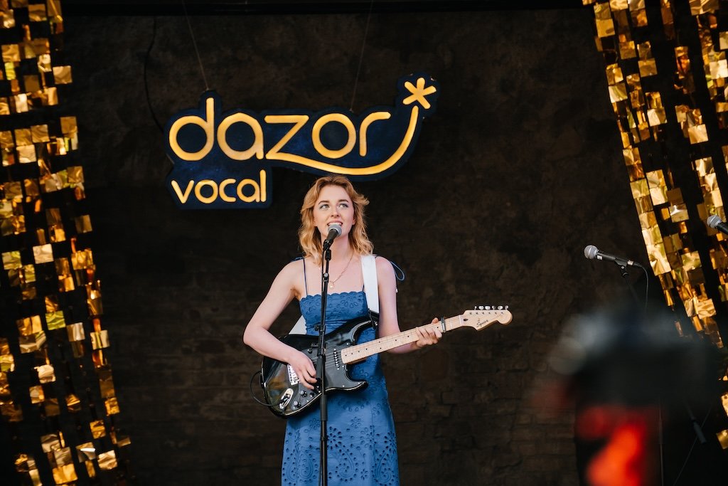 DNK 245 — Vocal Dazor
